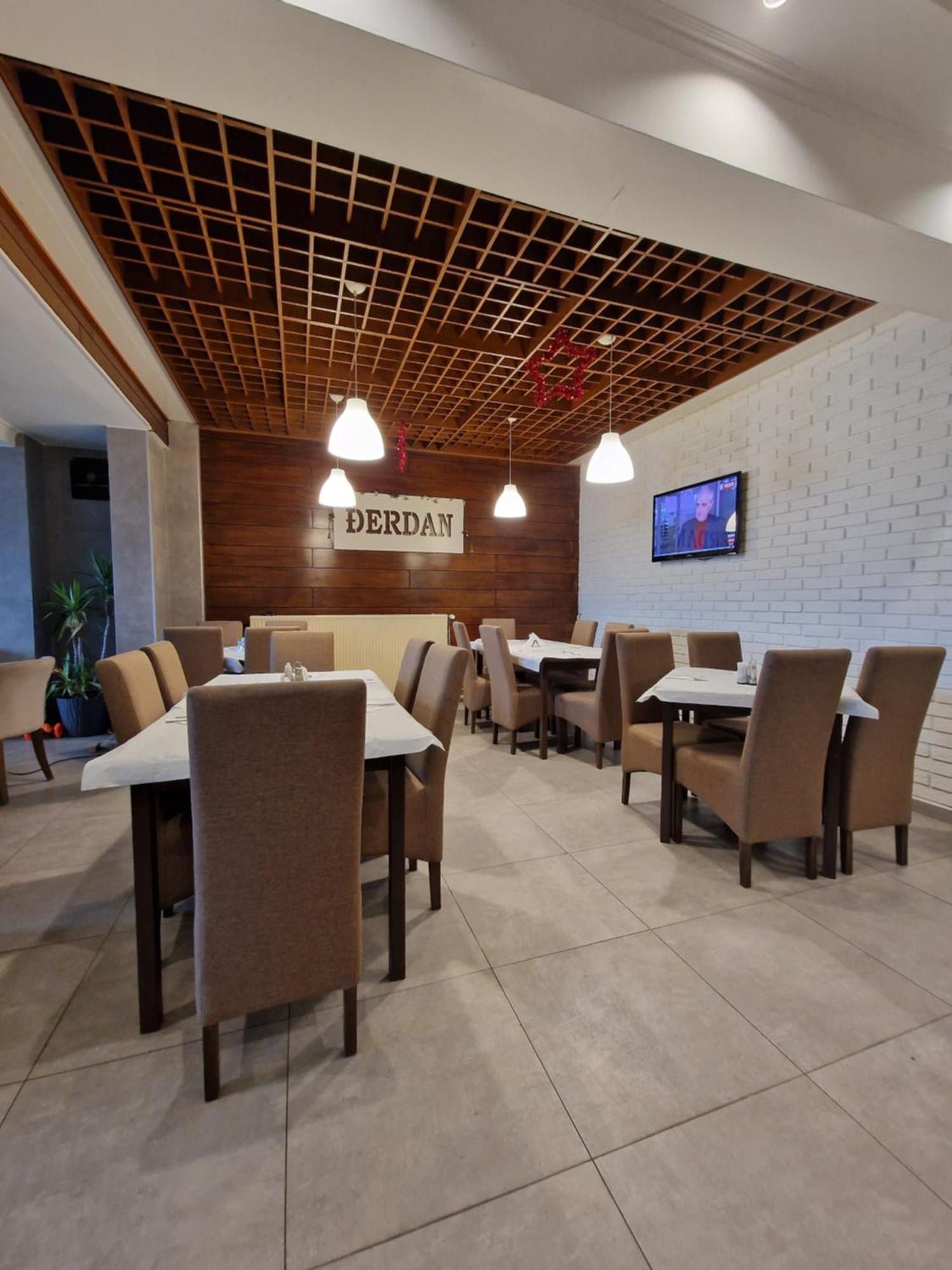 Garni Djerdan Hotel Kraljevo Exterior foto
